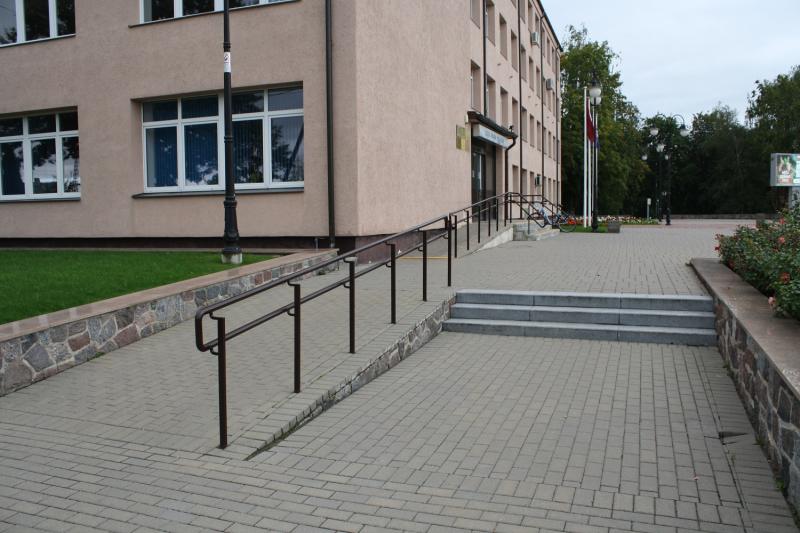 entrance to the building WITH RAMP