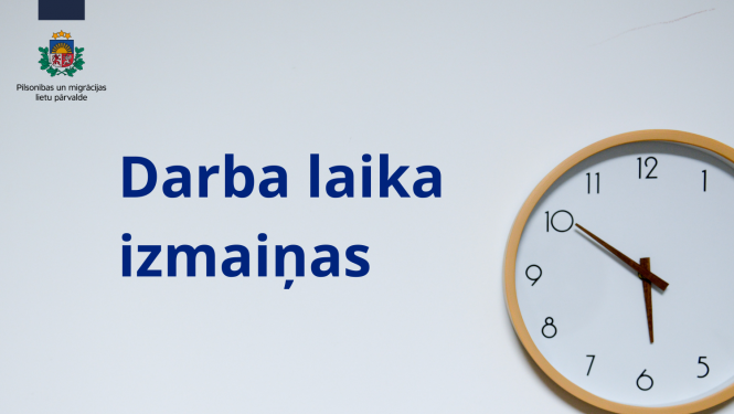 Uzraksts: darba laika izmaiņas ar sienas pulksteni