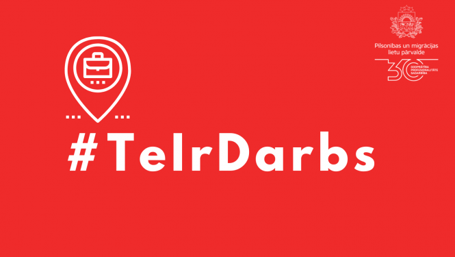 Teksts "Te ir darbs" uz spilgti sarkana fona
