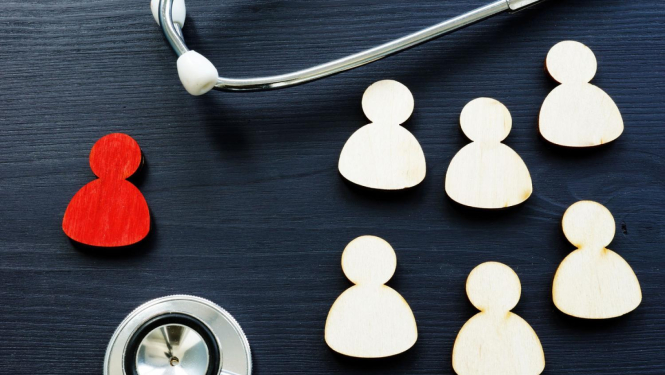 Grafisks attēls - simboliski cilvēciņi baltā un sarkanā krāsā uz melnā fona