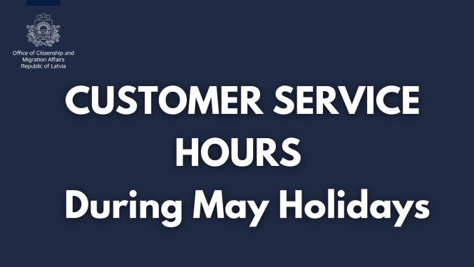 uzraksts uz tumši zilā fona: customer service hours during may holidays