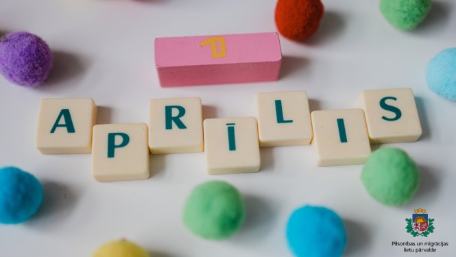 Uzraksts aprīlis