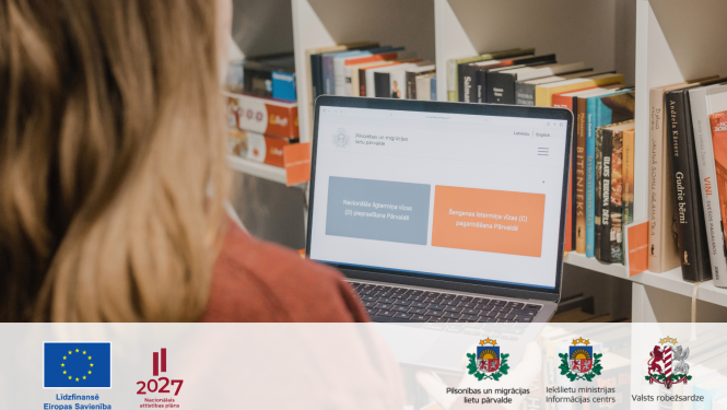 Atvērts portatīvais dators ar atvērtu https://vizucelvedis.pmlp.gov.lv/ mājaslapu