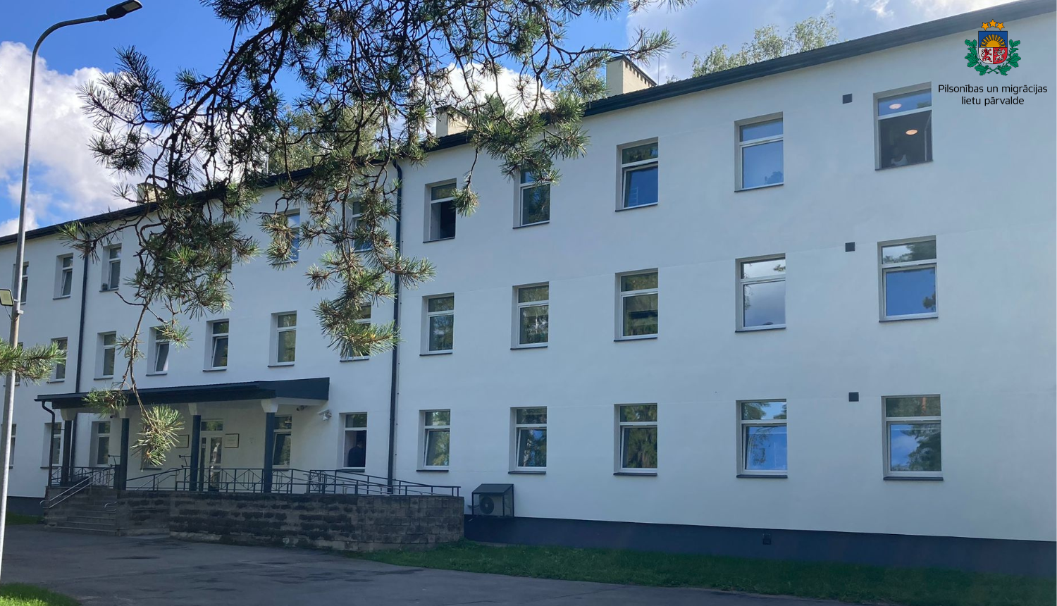 Patvēruma meklētāju centra "Mucenieki" ēka