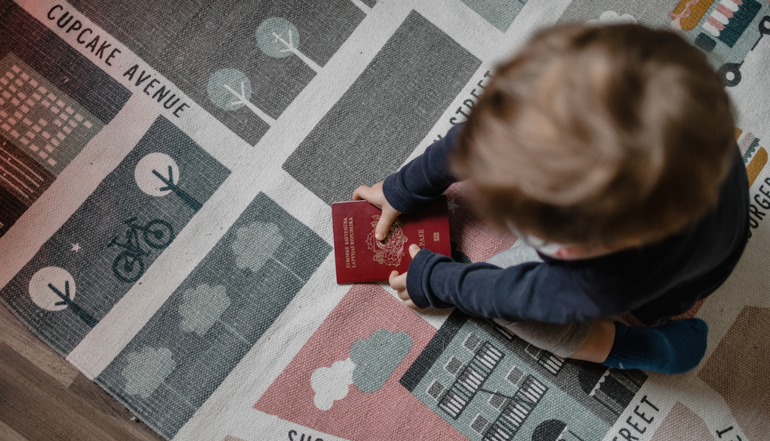 Bērns ar pasi