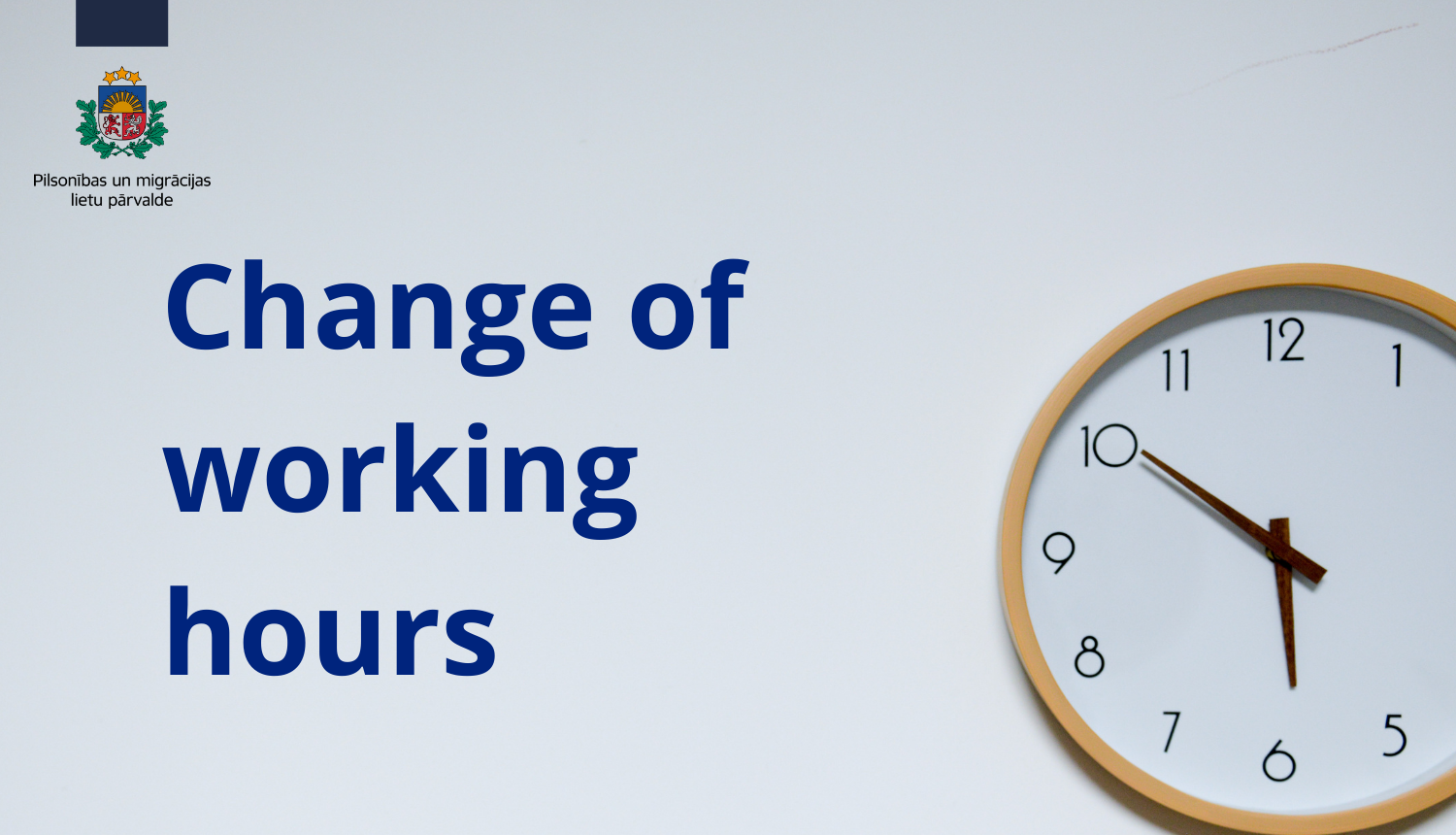 Text: Change of working hours. Wall clock